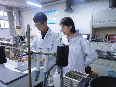 【紡大故事】左詩語:六年逐夢(mèng)紡大 環(huán)科路上后浪奔騰